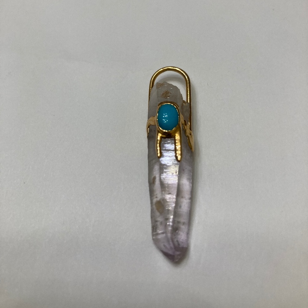 Pendant Clear Crystal Adorned With A Turquoise Color Stone